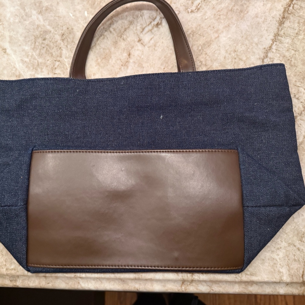 Neiman Marcus embroidered tote. Like new. - Picture 5 of 8